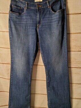 Levi's Women's Vintage Classic Boot Cut Jeans in Blue Wash